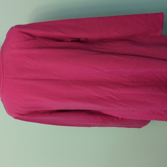 New Chico's Super Soft Zenergy Fuschia long Sleeves - Picture 5 of 7
